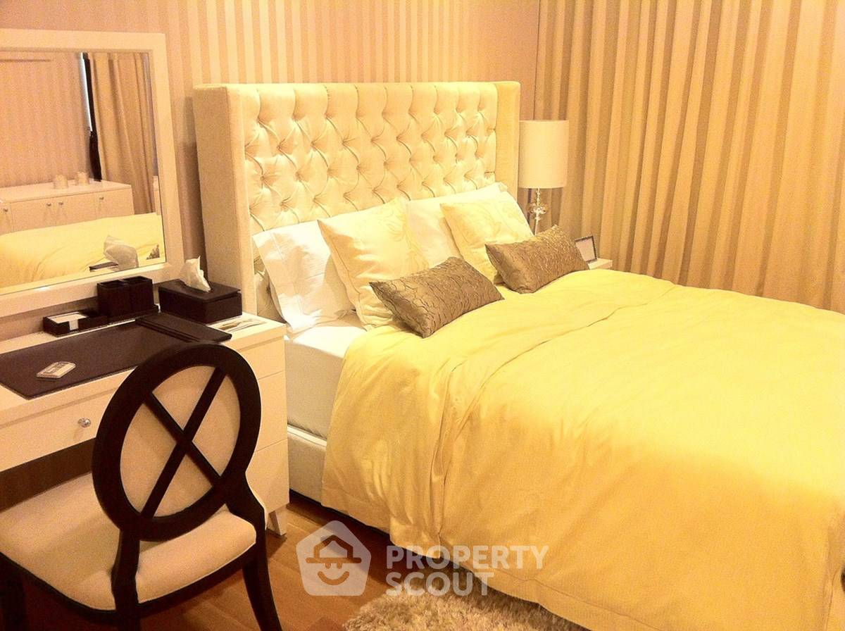 picture 2-BR Condo at Royce Private Residences near MRT Sukhumvit (ID 2874580) - 8/11
