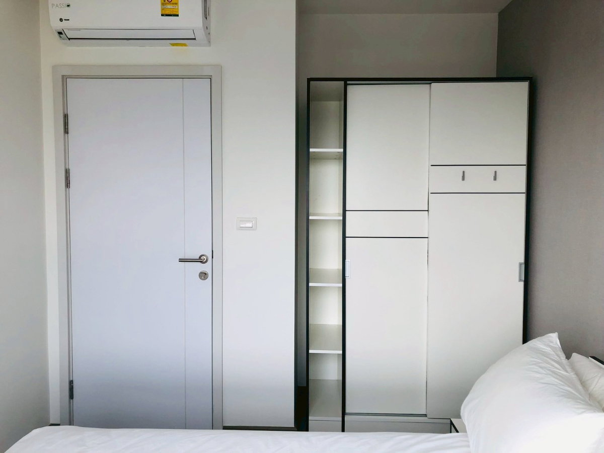 รูป ให้เช่า The Base Phetkasem *** 12,500 บ. / ด. *** ขนาด 31.84 ตร.ม.  1ห้องนอน 1ห้องน้ำ  ชั่น 22 - รูปที่ 2/10