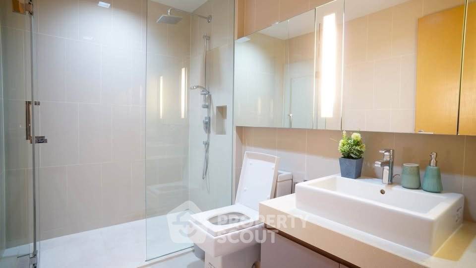 รูป คอนโด 2-ห้องนอน ที่ ไฮด์ สุขุมวิท 13 คอนโดมิเนี่ยม ใกล้ BTS นานา (ID 2869900) - รูปที่ 17/18