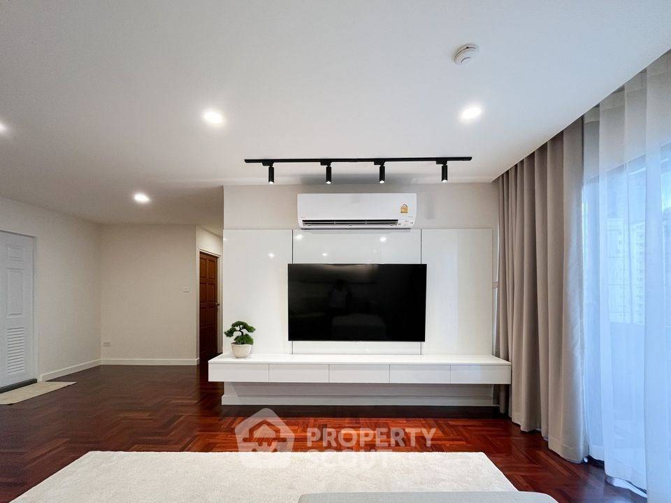 picture 3-BR Condo at Richmond Palace Condominium near BTS Phrom Phong (ID 2873943) - 5/18