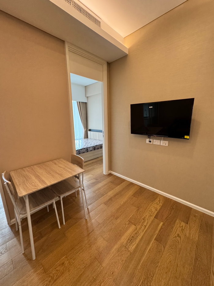รูป 🔥 สัมผัสชีวิตเหนือระดับ! คอนโด The Saint Residences พร้อมเฟอร์นิเจอร์ครบ (DSL1792) - รูปที่ 3/17
