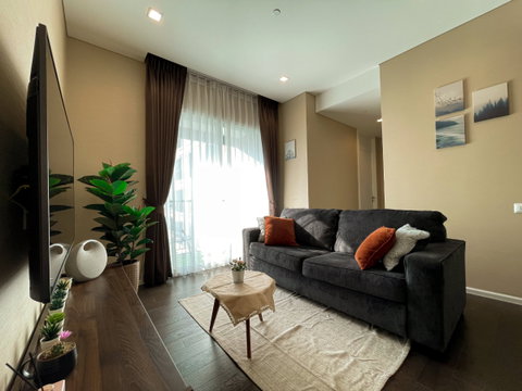 💎 Rent The Saint Residences: Premium condo with excellent connectivity (DSL537)