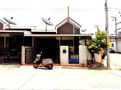 Townhouses for sale Si Racha Chonburi : TOWN HOUSE 28.7 Sq.w. Si Racha Chonburi for 1.5M