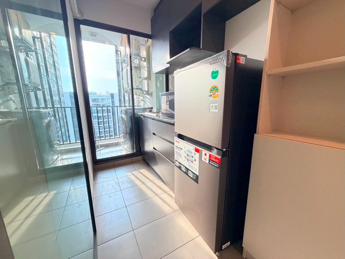 รูป ปล่อยเช่า คอนโดตกแต่งพร้อมอยู่ใกล้ BTS วุฒากาศ | Regent Home Wutthakat | 1 ห้องนอน เฟอร์นิเจอร์และเครื่องใช้ไฟฟ้าครบ - รูปที่ 7/9