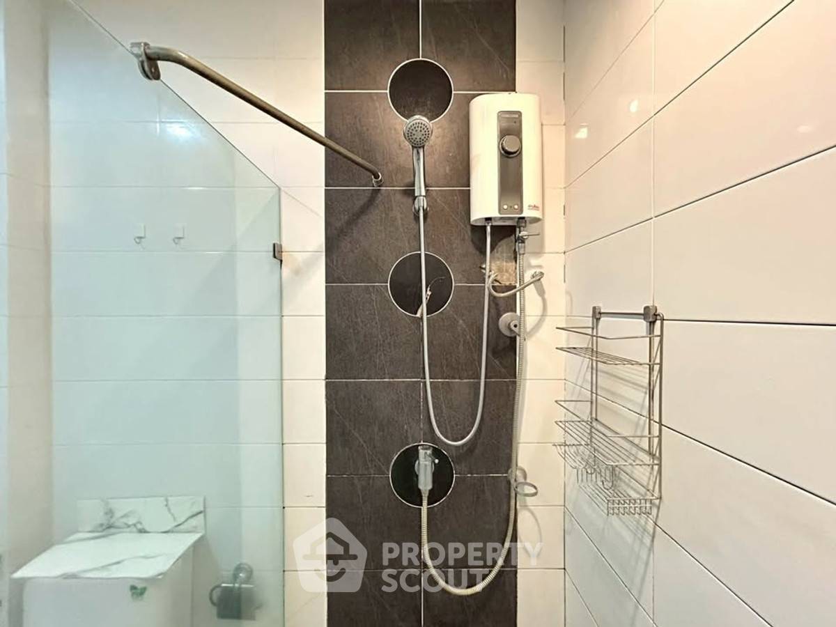 รูป คอนโด 2-ห้องนอน ที่ เดอะ คอมพลีท นราธิวาส ใกล้ ถนนนราธิวาสราชนครินทร์ (ID 2866822) - รูปที่ 17/21