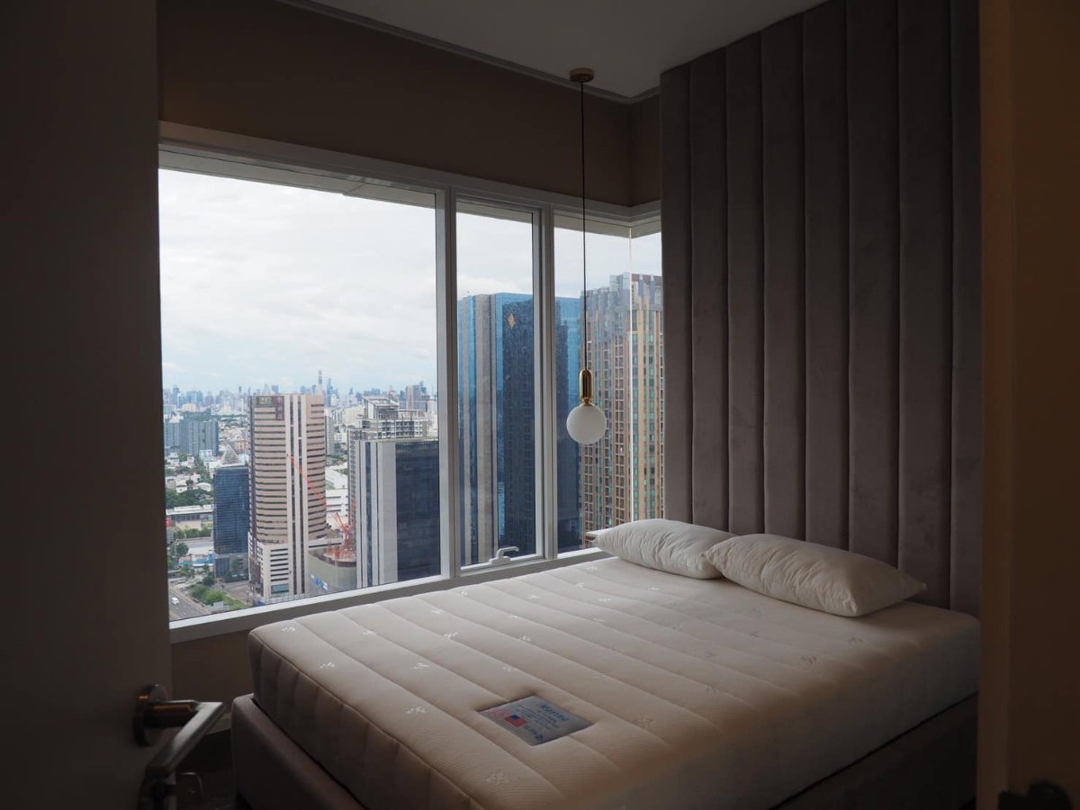 รูป 🏙️ คอนโด The Saint Residences ให้เช่า ทำเลทอง วิวสวย บรรยากาศดี (DSL1248) - รูปที่ 1/6