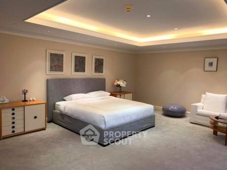 picture 4-BR Condo at Las Colinas near BTS Asok (ID 2873830) - 32/54
