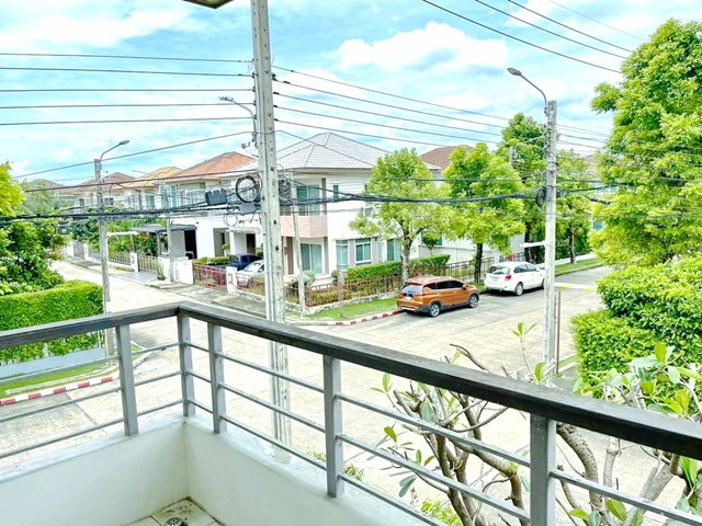 รูป MRTคู้บอน แฟชั่นไอส์แลนด์3.75 กม. 3นอน 2 น้ำ บ้านเดี่ยว 2 ชั้น หลังมุม 42 ตร.วา.167 ตร.ม. ปัญญาอินทรา เลียบคลองสอง ใกล้รร.บางชัน 1.5 กม. - รูปที่ 7/8