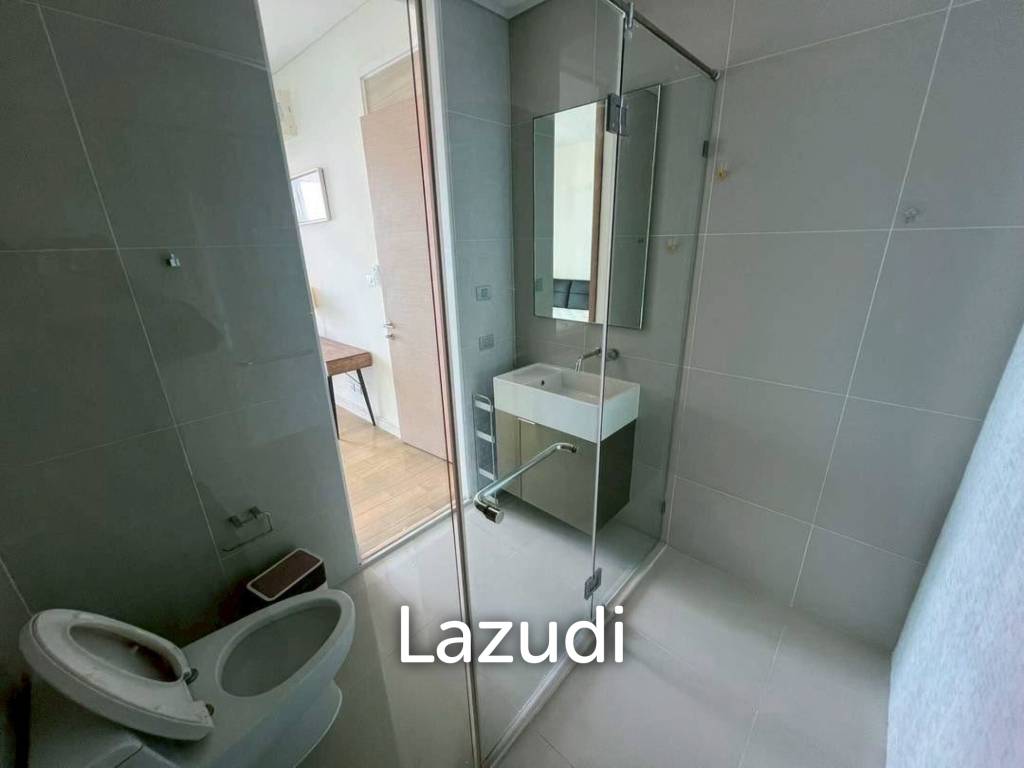 picture Luxury Beachfront Condo for Sale Reflection Jomtien - 9/11
