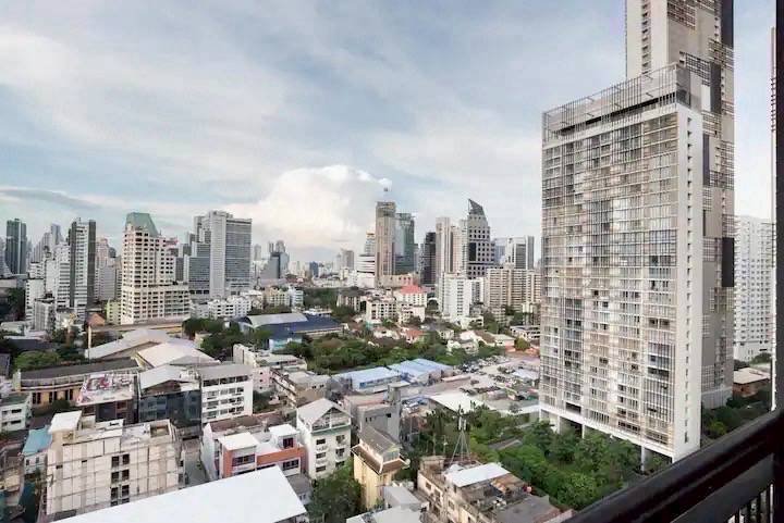 รูป LTH15113 -🏢 Condo for Rent | Asoke | Convenient Living for Professionals | Near BTS Asoke | 60,000 THB/Month | คอนโดอโศก เหมาะคนทำงาน เดินทางง่าย อยู่กลางเมือง ใกล้ BTS - รูปที่ 3/4