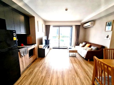 Condos for rent Silom and Sathorn Road :  Blossom Condo @ Sathorn - Charoenrat 