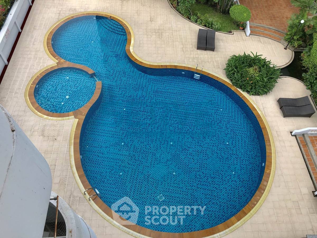 picture 3-BR Condo at DS Tower 1 near BTS Phrom Phong (ID 2873218) - 7/18