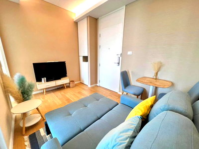 คอนโดให้เช่า : 🏙️ สัมผัสชีวิตเหนือระดับ! คอนโด The Saint Residences พร้อมเฟอร์นิเจอร์ครบ (DSL2246)