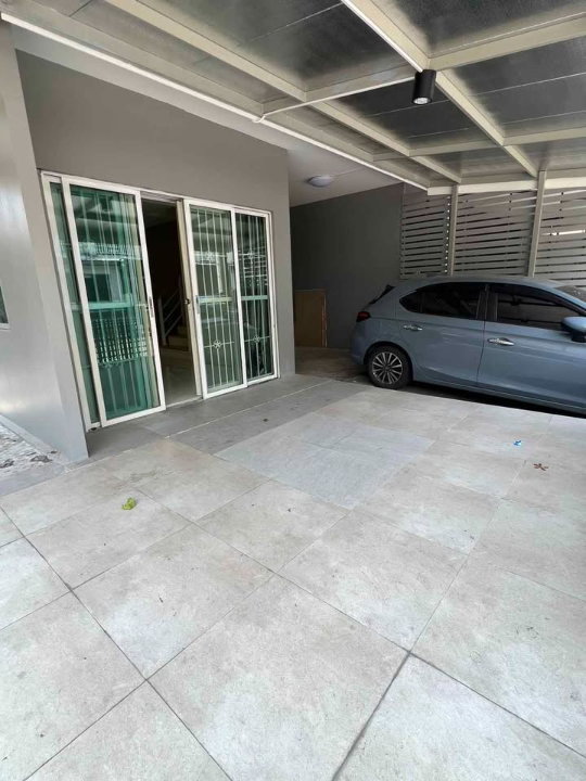 picture R3000 Townhouse For Rent The Connect 1 - 25/26