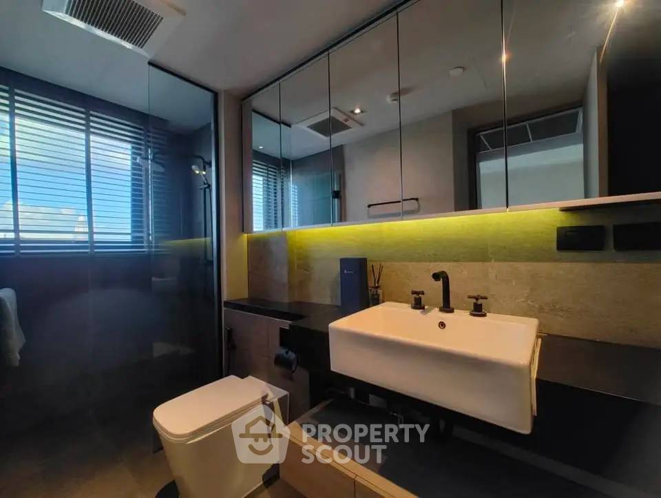 picture 3-BR Condo at The Lofts Asoke near MRT Phetchaburi (ID 2874357) - 12/13
