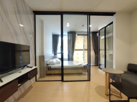 Pet-friendly condo 🐶 near 🚆 MRT Ladprao & 🛍️ Central Ladprao ✅ For rent Contact via Line: @968pqbai