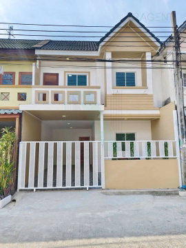 📌 ขายทาวน์เฮาส์ โครงการ หมู่บ้านลดาสิริ 2 ชั้น 4 ห้องนอน 2 ห้องน้ำ