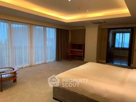 picture 4-BR Condo at Las Colinas near BTS Asok (ID 2873830) - 35/54