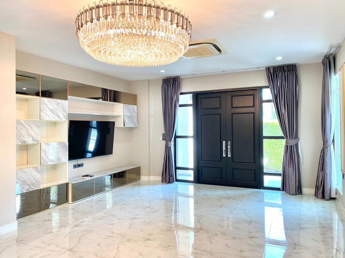 รูป ขายบ้านเดี่ยว นันทวัน บางนา กม.7 สภาพดี Built-in พร้อมเข้าอยู่ ทำเลดีใกล้ Mega Bangna  - รูปที่ 2/25