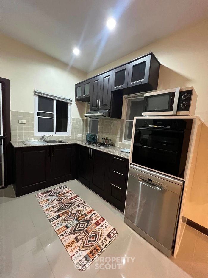 รูป วิลล่า 3-ห้องนอน ที่ เอ็มเมอร์รัล กรีน ใน ทับใต้ (ID 2872836) - รูปที่ 4/15