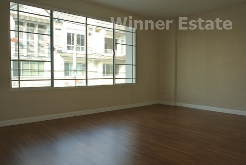รูป ให้เช่าทาวน์โฮม 3 ชั้น 3 ห้องนอน สวย ทำเลดี ( The Terrace ติวานนท์ Land&House) - รูปที่ 6/7