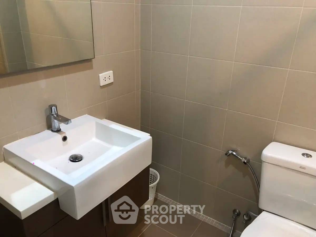 รูป คอนโด 1-ห้องนอน ที่ ไฮฟ์ สาทร ใกล้ BTS กรุงธนบุรี (ID 2873711) - รูปที่ 8/9