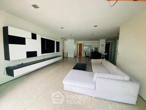 3-BR Condo at Ficus Lane Condominium near BTS Phra Khanong (ID 2873531)