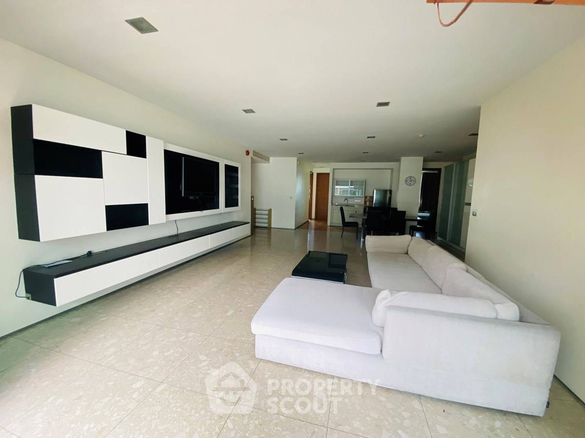 รูป คอนโด 3-ห้องนอน ที่ ไฟคัส เลน คอนโดมิเนียม ใกล้ BTS พระโขนง (ID 2873531) - รูปที่ 1/13