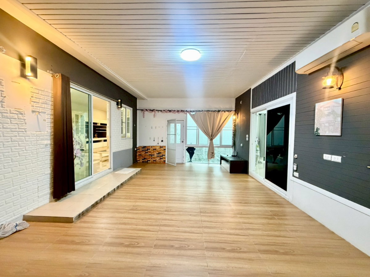 รูป 12.9 ล้าน บ้านหลังใหญ่ ทำเลหายาก | บ้านแปลงมุม ตรงข้ามสวน | Lake Valley บ่อวิน 5 ห้องนอน 4 ห้องน้ำ - รูปที่ 32/53