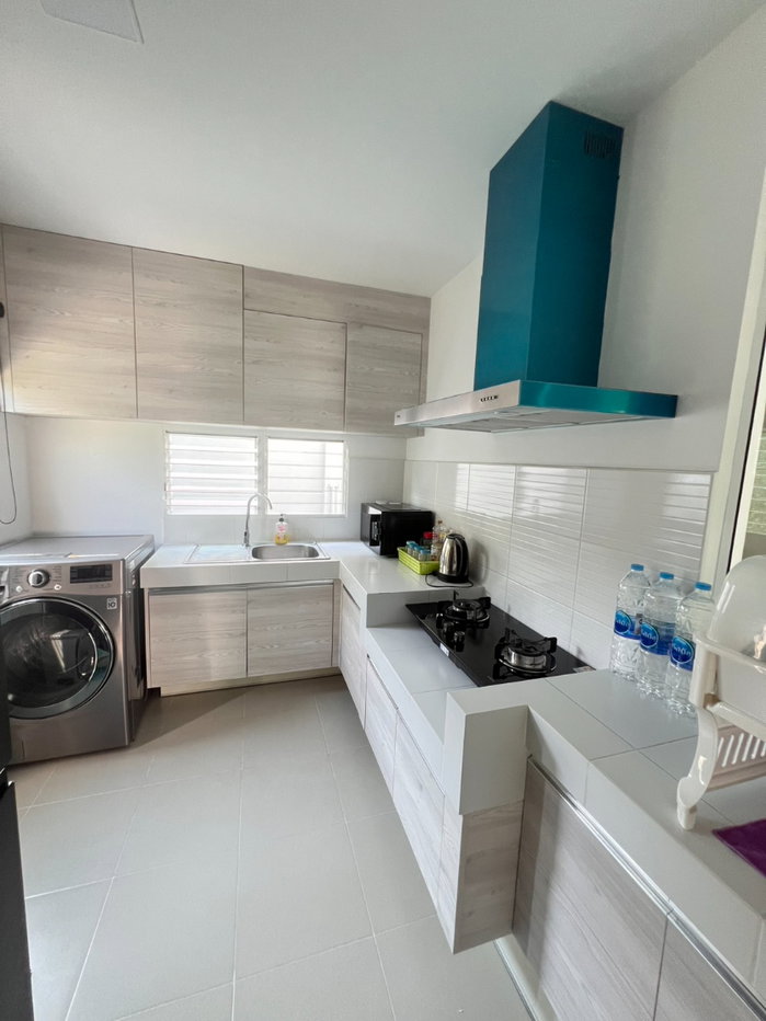 picture Beautiful, luxurious house for sale, "ready to move in immediately,"  - 7/41