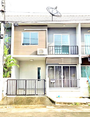เช่าทาวน์โฮม นนทบุรี : ให้เช่าบ้านอารียา เดอะคัลเลอร์ส เฟส 4 ถนนบางกรวย-ไทรน้อย