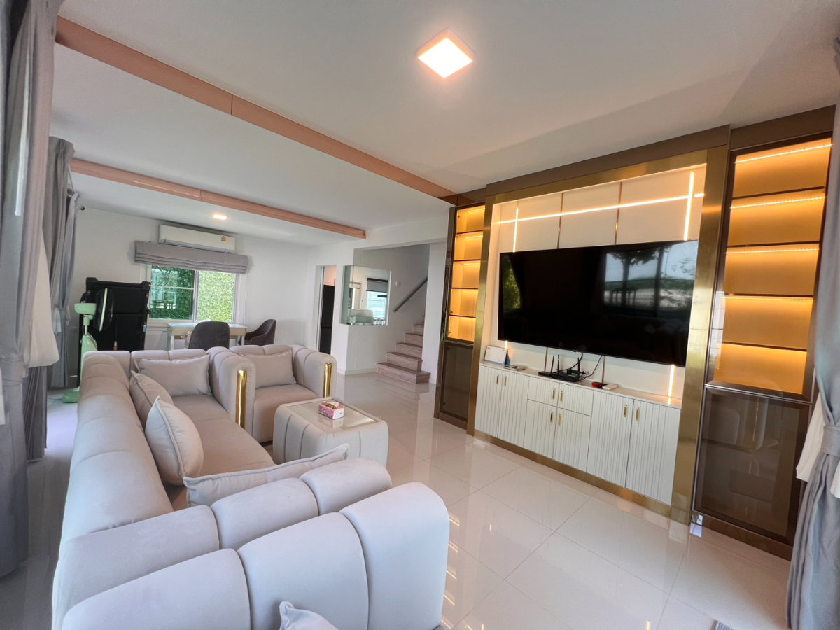 picture Beautiful, luxurious house for sale, "ready to move in immediately,"  - 37/41