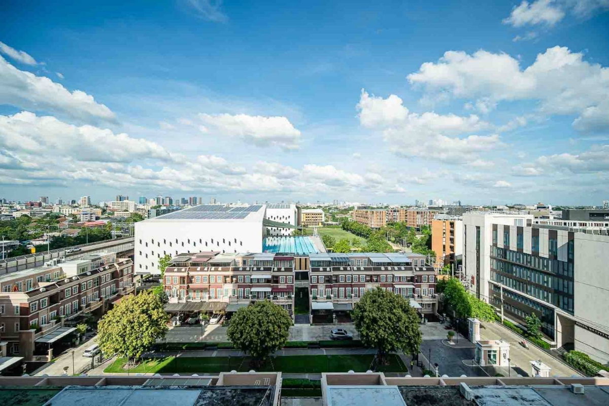 picture The base park east near bts onnut 13,500 - 7/8