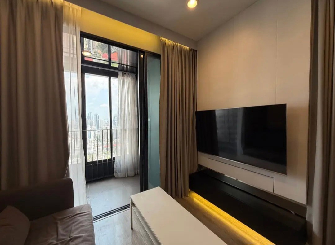 รูป IDEO MOBI ASOKE | ชั้น 34 วิว มศว สวยมาก ใกล้ MRT เพชรบุรี | Fully Furnished พร้อมอยู่ | 28,000 บาท/เดือน - รูปที่ 6/12
