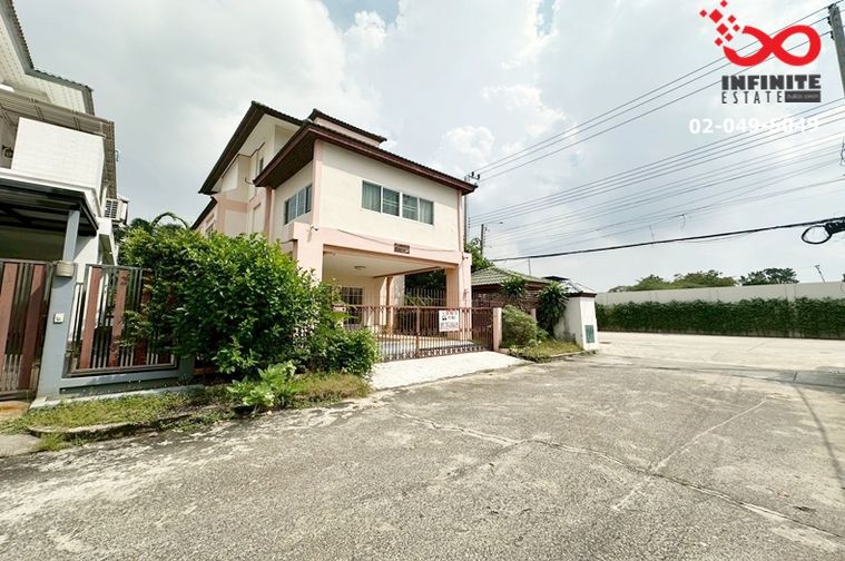 ขายบ้านเดี่ยว 3 ชั้น เฉลิมพระเกียรติ ร.9 ซอย 28  หลังมุม  66 ตรว. ม.รื่นรมย์ 