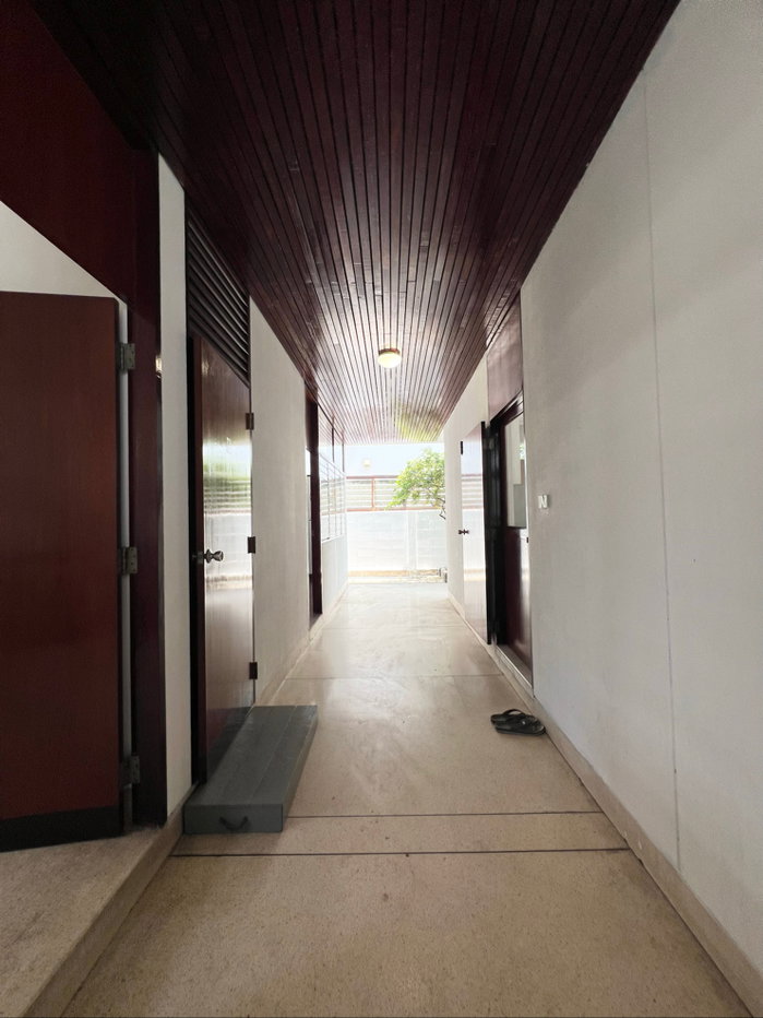 รูป 🏡✨ For Rent | ให้เช่า บ้านเดี่ยวสุขุมวิท 71 รีโนเวทใหม่ทั้งหลัง สไตล์คลาสสิค ใกล้โรงเรียนนานาชาติ  - รูปที่ 54/62