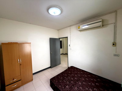 Condos for sale Thipkasorn Market  : Baan Ua-Athorn Suvarnabhumi Airport 1 (Wat Sriwaree Noi), Building 116, 2nd Floor
