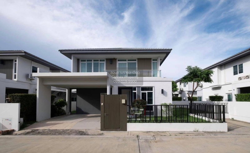 Houses for sale : For Sale House , Mantana 2 Bangna Km.7 , Bang Kaeo , Bang Phli , Samut Prakarn , CX-153131 ✅ Live chat with us ADD LINE @connexproperty ✅