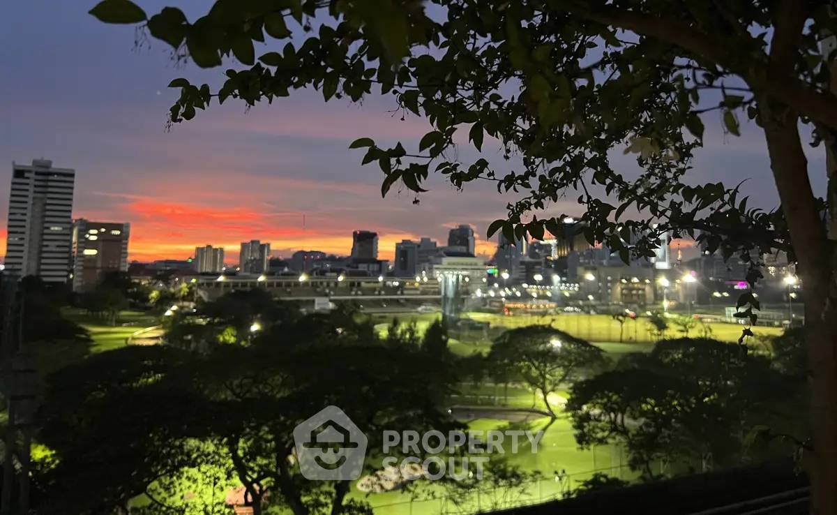 picture 4-BR Condo at 185 Rajadamri near BTS Ratchadamri (ID 2873548) - 8/12