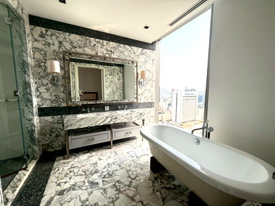 Condos for sale : Luxury Condo for Sale Chong Nonsi | City Lifestyle Luxury | Near BTS Chong Nonsi | 65,000,000 THB | LTHC14919