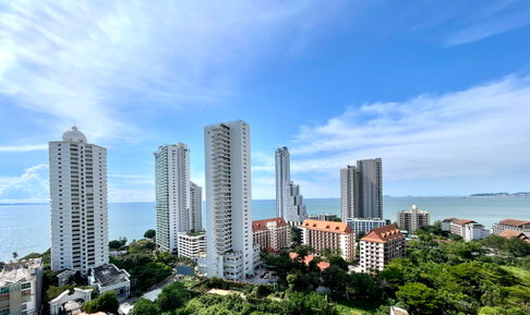 For rent The Riviera Wongmat Beach 