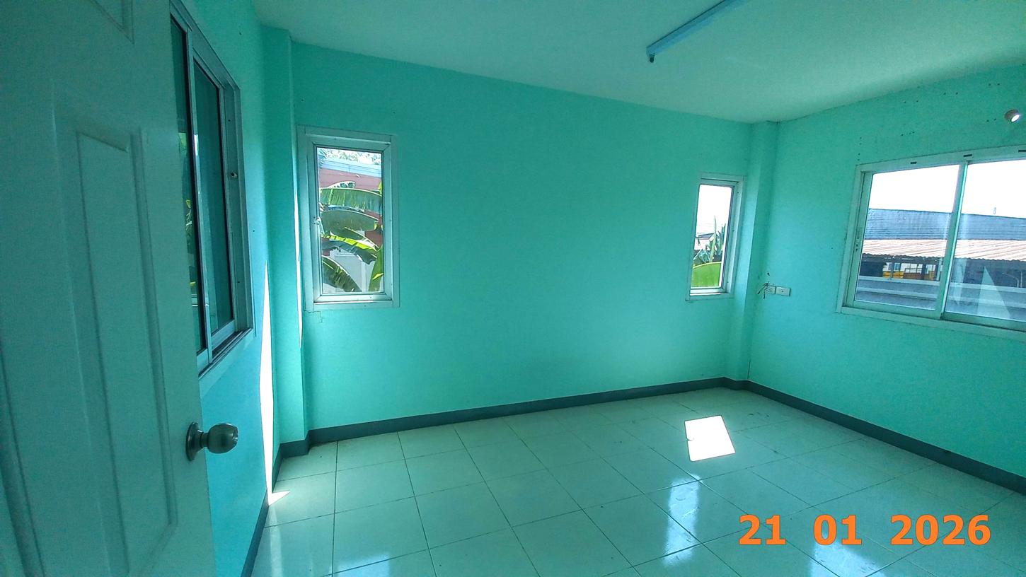รูป ทาวน์เฮ้าส์ 24 ตร.วา ประภามิตร 15 พานทอง ชลบุรี 1.8M - รูปที่ 15/24
