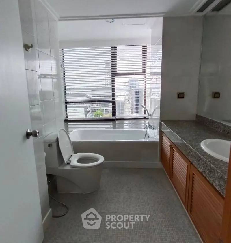 รูป คอนโด 3-ห้องนอน ที่ บ้านเย็นอากาศ ใน ช่องนนทรี (ID 2873534) - รูปที่ 17/19
