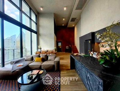 Condos for sale : 3-BR 130 Sqm High-Floor Condo For Sale, The Lofts Asoke Near MRT Phetchaburi 📍 (ID 2874357)