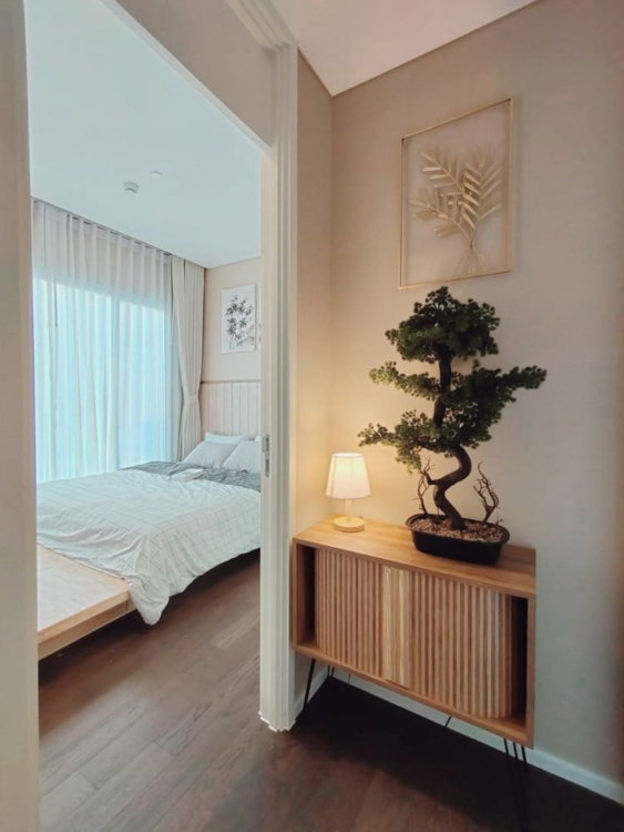 รูป 🏙️ สัมผัสชีวิตเหนือระดับ! คอนโด The Saint Residences พร้อมเฟอร์นิเจอร์ครบ (DSL1822) - รูปที่ 13/14