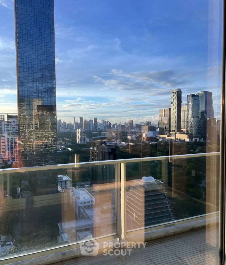 picture 4-BR Condo at 185 Rajadamri near BTS Ratchadamri (ID 2873548) - 6/12