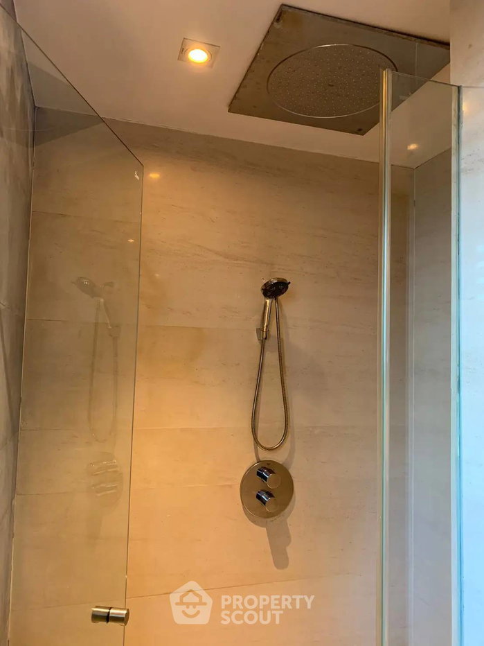 picture Well-Priced 3-BR 266 Sqm At The Crest Ruamrudee, 90m to BTS Phloen Chit (ID 2873735) - 16/16
