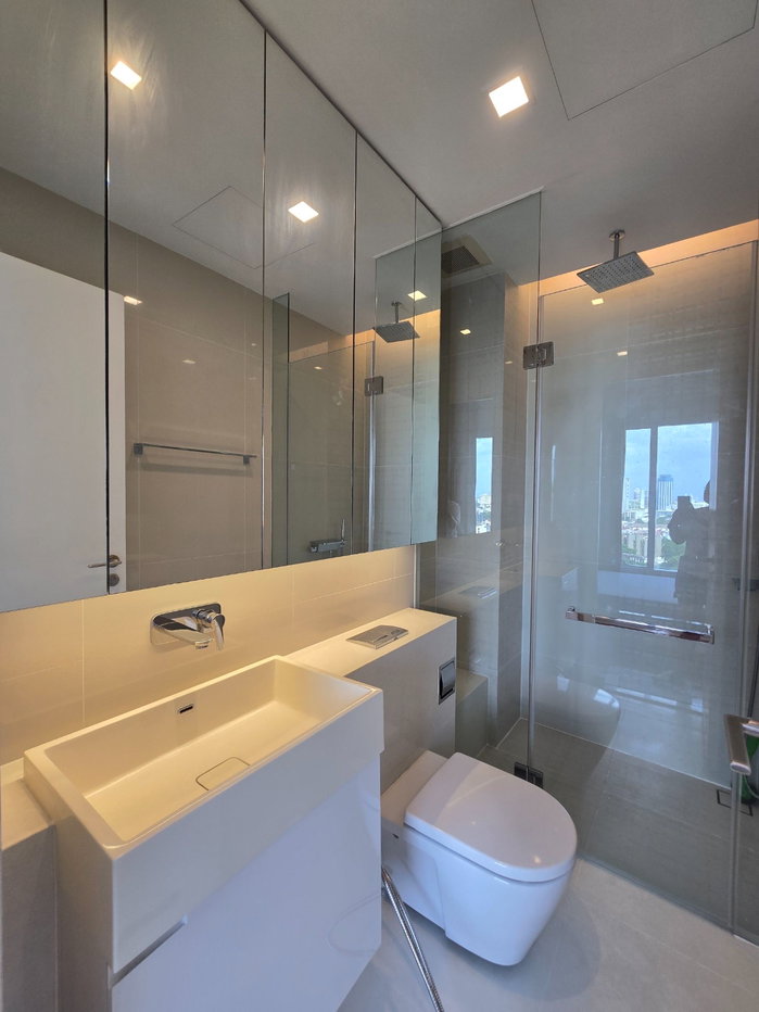 รูป 🔥 สัมผัสชีวิตเหนือระดับ! คอนโด The Saint Residences พร้อมเฟอร์นิเจอร์ครบ (DSL2021) - รูปที่ 4/9
