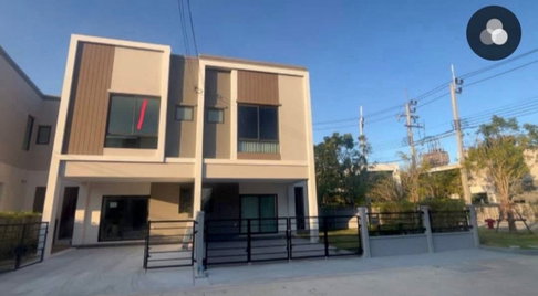 Luxury townhome for rent at Pleno Sukhumvit Bangna 3, prime location near Mega Bangna