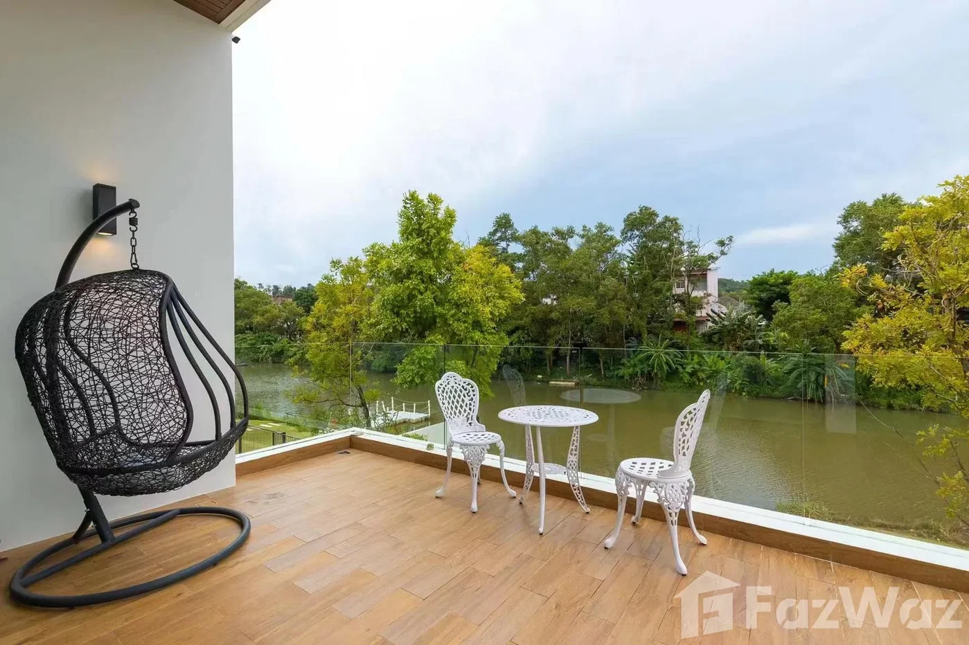 picture River view , 3 Bedroom + 1 bedrooms 4 Bathrooms 1916283 - 15/16